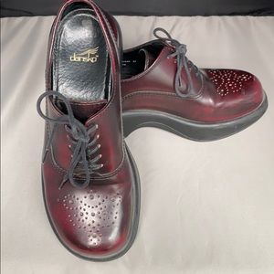 Dansko Cordovan lace ups - size 37